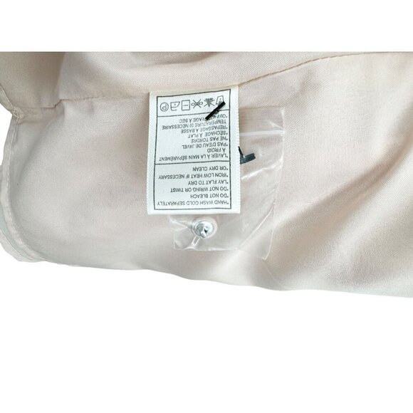 Cupcakes and Cashmere Bell Sleeve Mini Dress NWT - Picture 9 of 9